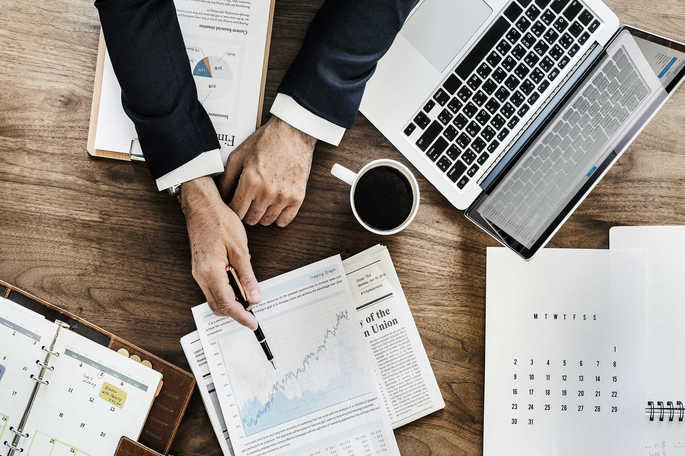 Sempre que possível selecione dados que comprovem o motivo do feedback negativo